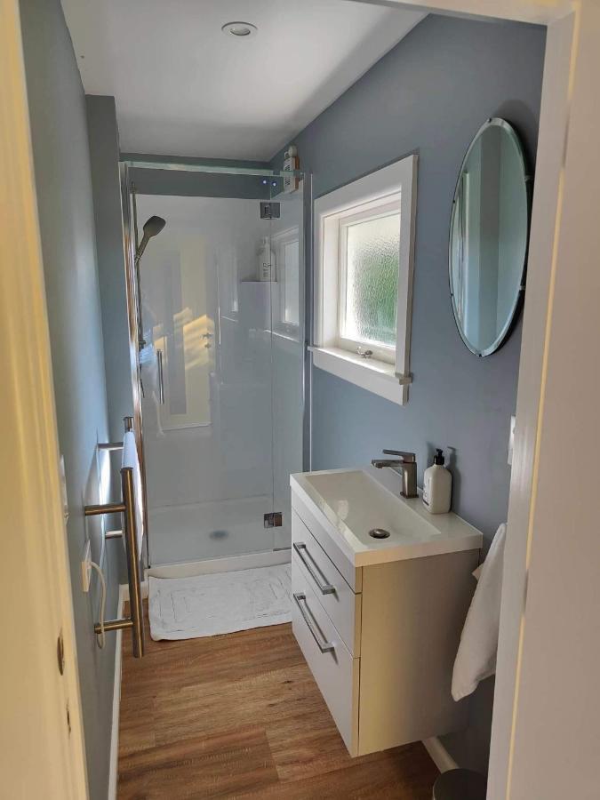 Fully Renovated Hillside Apartment Close To City Christchurch Eksteriør bilde